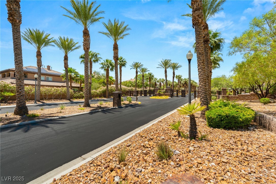 Las Vegas, Nevada 89149, United States, 5 Bedrooms Bedrooms, ,3 BathroomsBathrooms,Residential,Active,152215