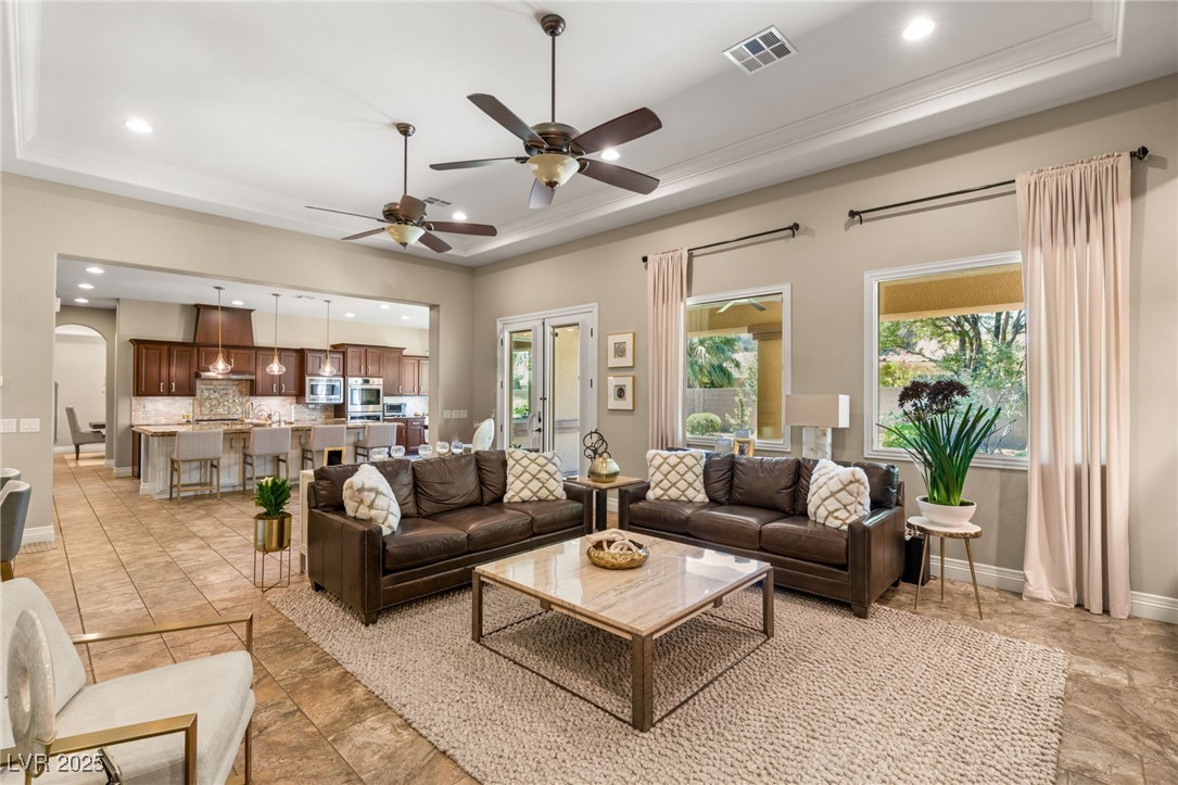 Las Vegas, Nevada 89149, United States, 5 Bedrooms Bedrooms, ,3 BathroomsBathrooms,Residential,Active,152215