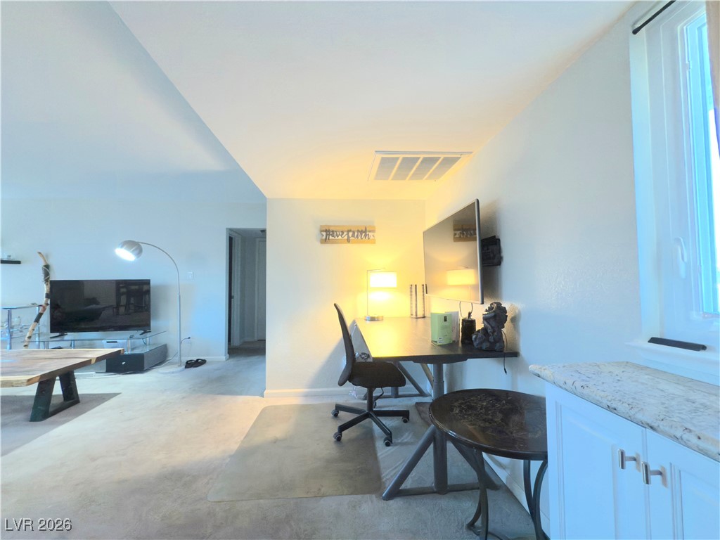 737 Oakmont Avenue 1202