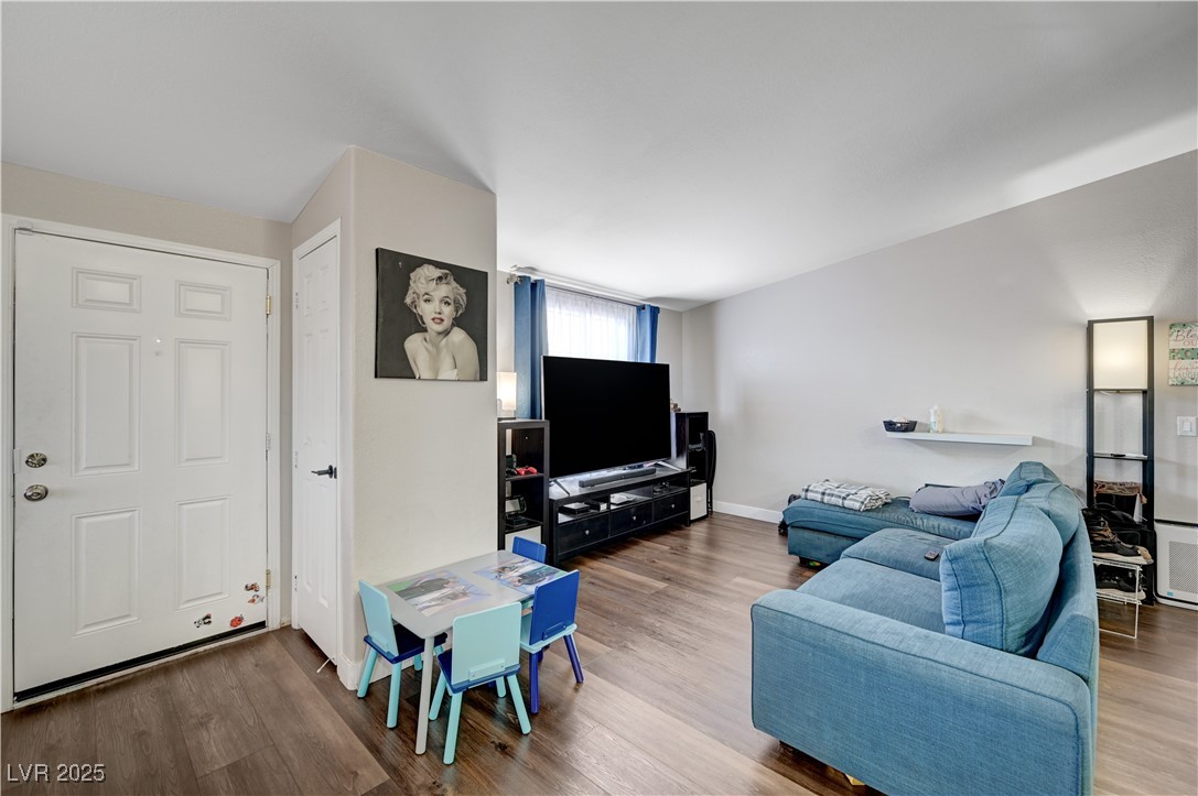 508 Topaz Avenue, Henderson, Nevada image 9