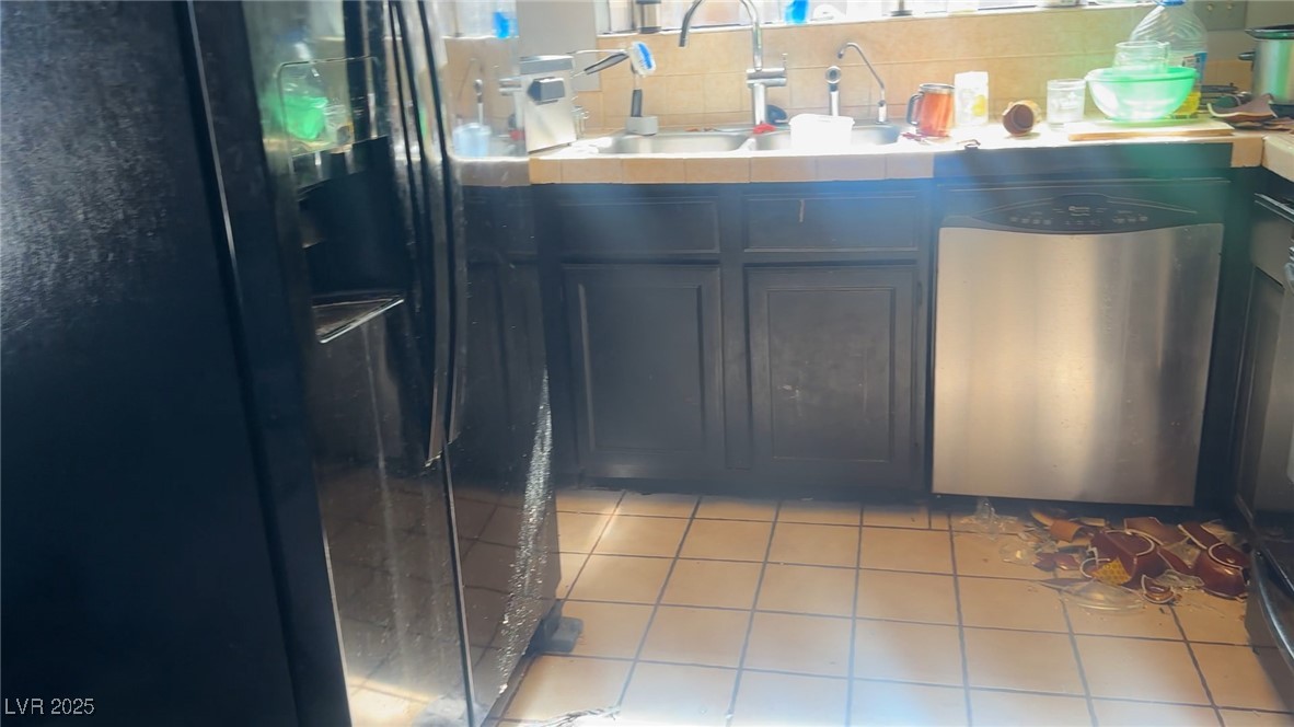 2429 Charteroak Street