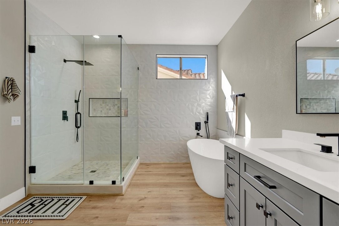 11 Desert Dawn Lane
