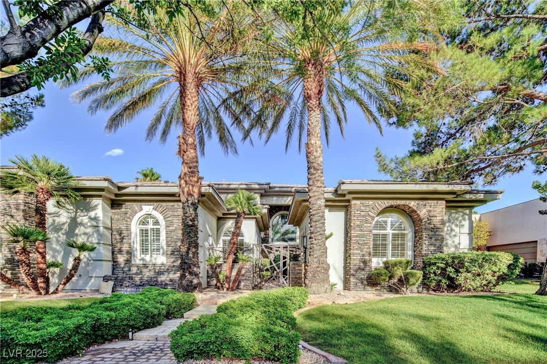 9517 Tournament Canyon Drive