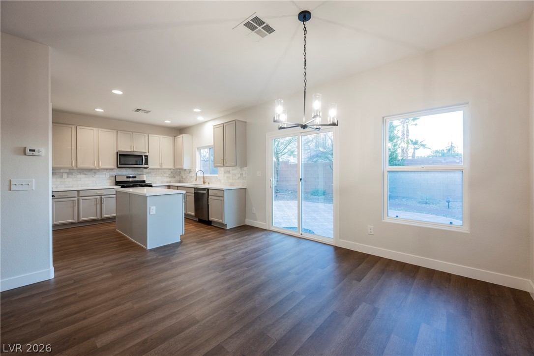 3520 Dune Grass Street