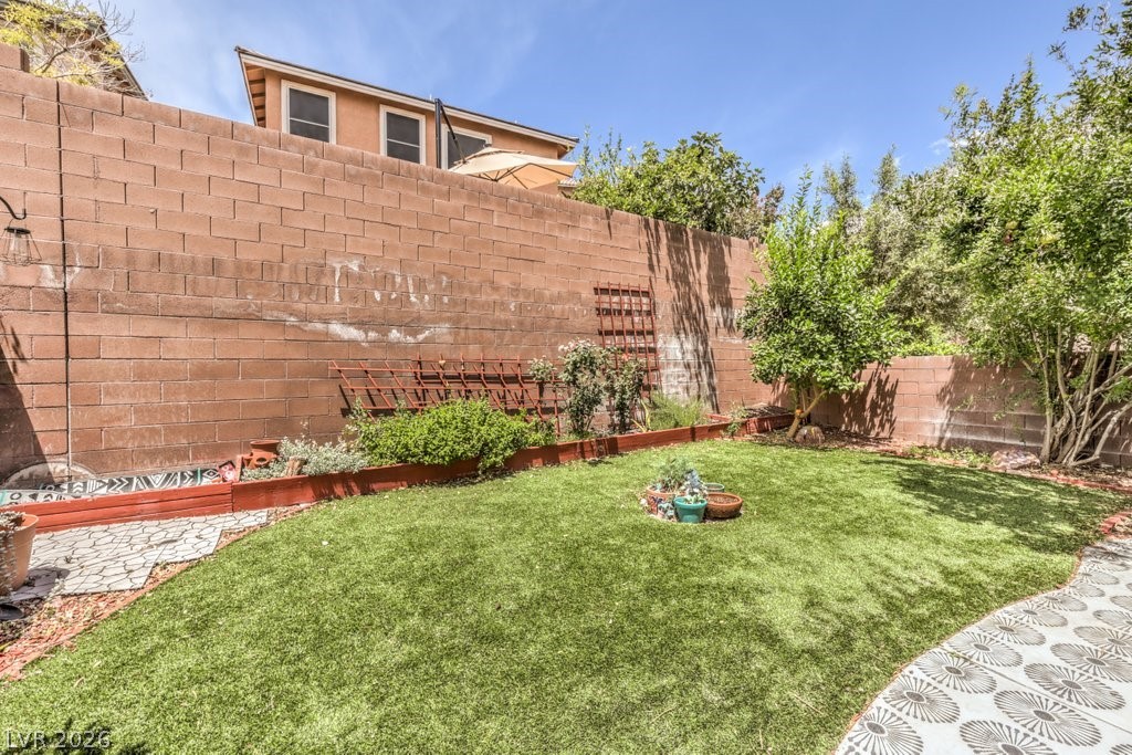 7623 GATSBY HOUSE Street