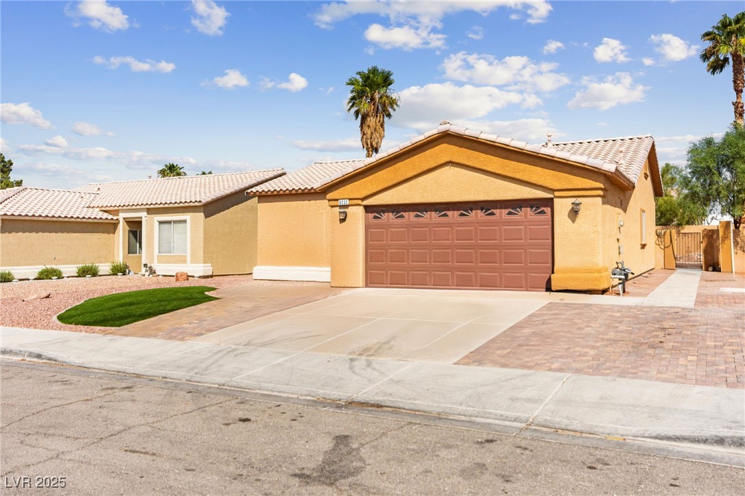 Properties 2 5232 Wild Orchid Street