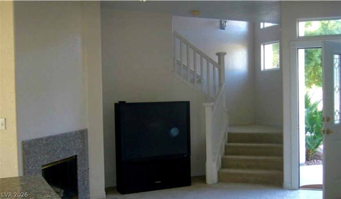 647 FLORENCE Drive -