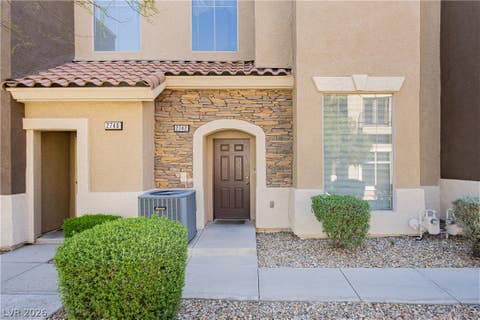 Townhouse For Sale - 2742 Fountain Vista Lane<br/> Clark County, Henderson, NV 89074