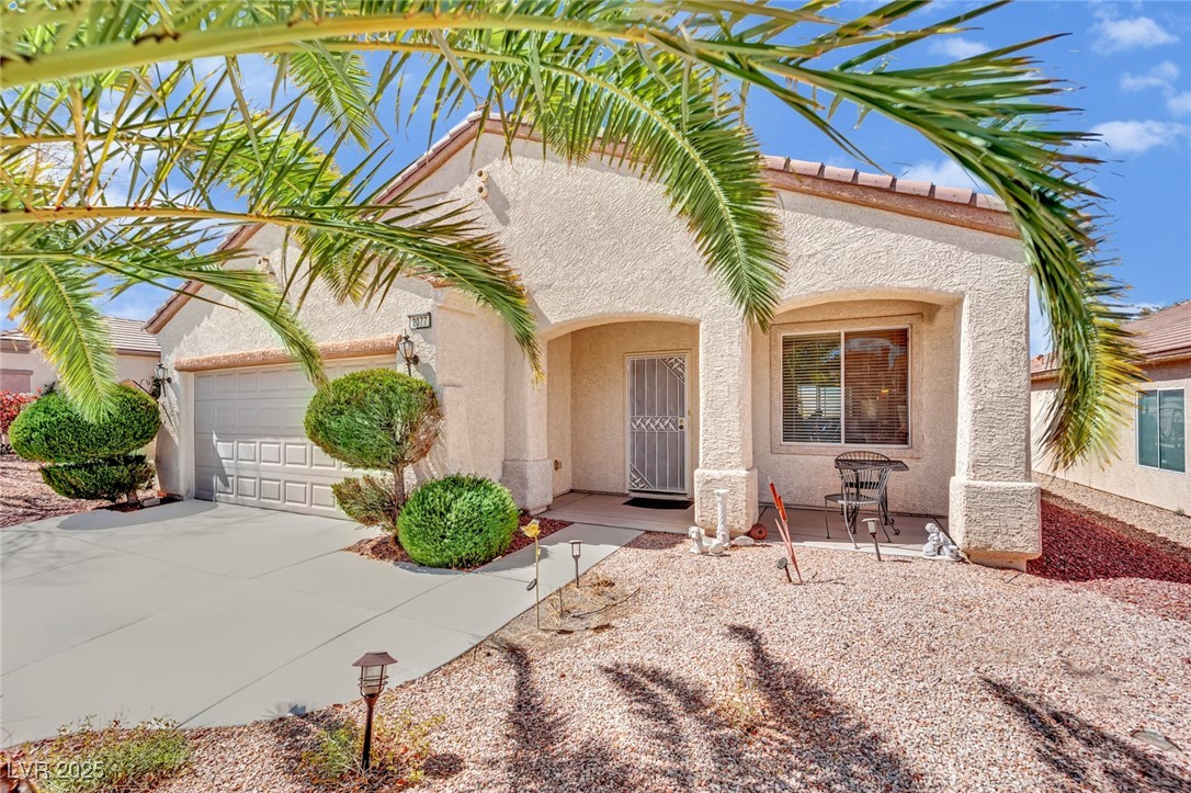 2077 Wildwood Lake Street