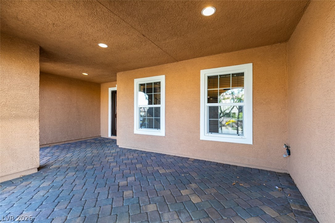 3009 Camino Sereno Avenue