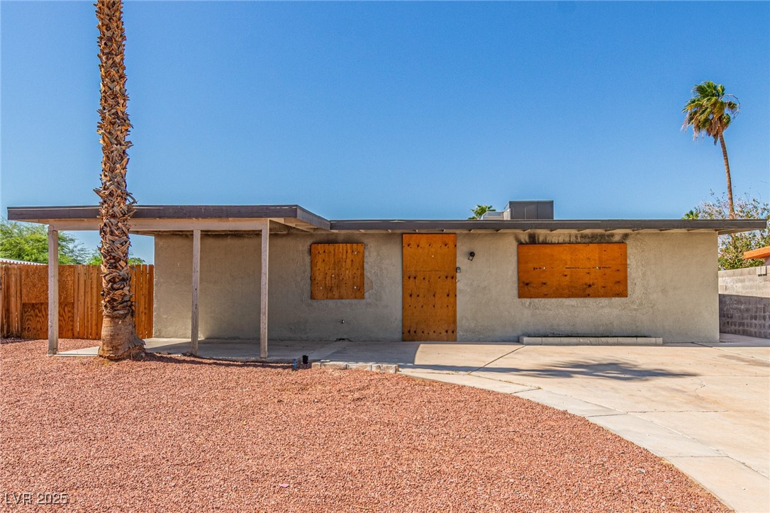 2741 San Domingo Lane