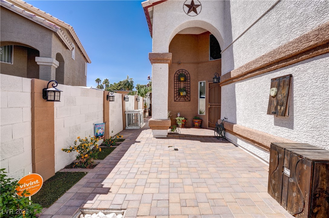 5325 Sandstone Drive, Las Vegas, Nevada image 2