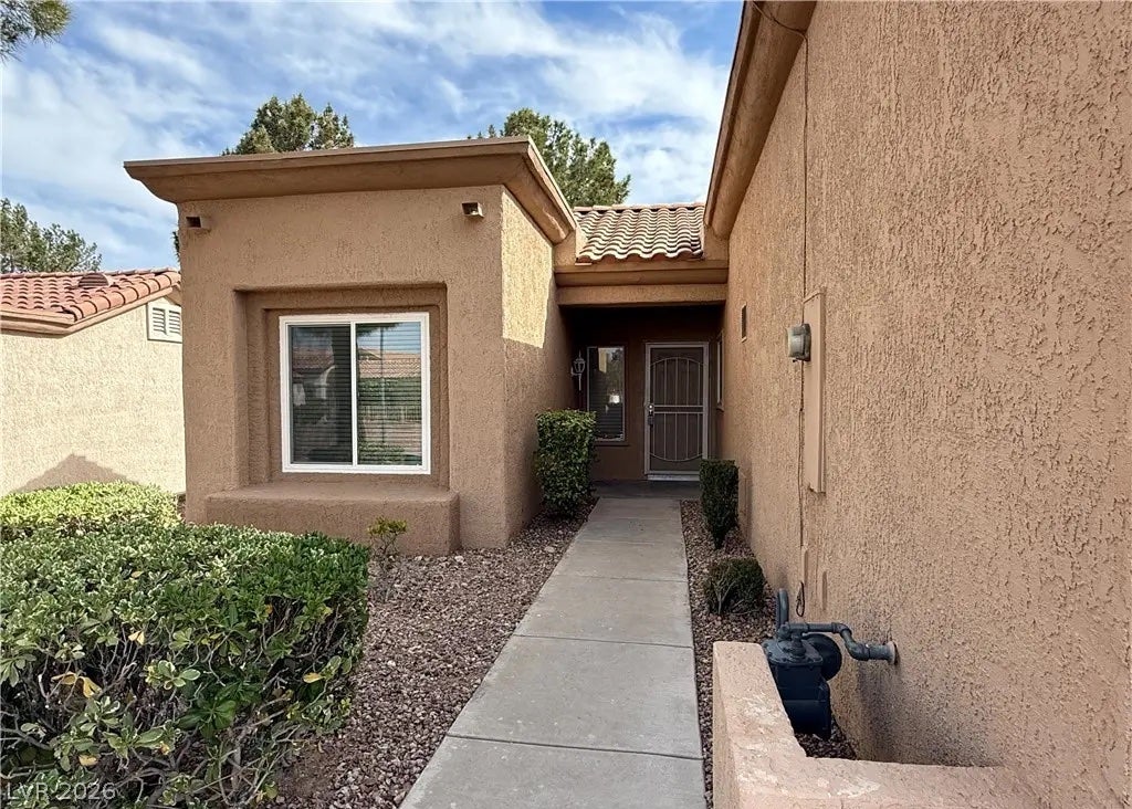 Properties 1 10101 Hemet Drive