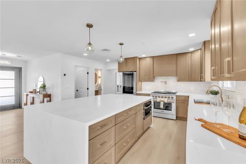 Homes For Sale - 3485 Shamrock Avenue<br/> Las Vegas, NV 89120