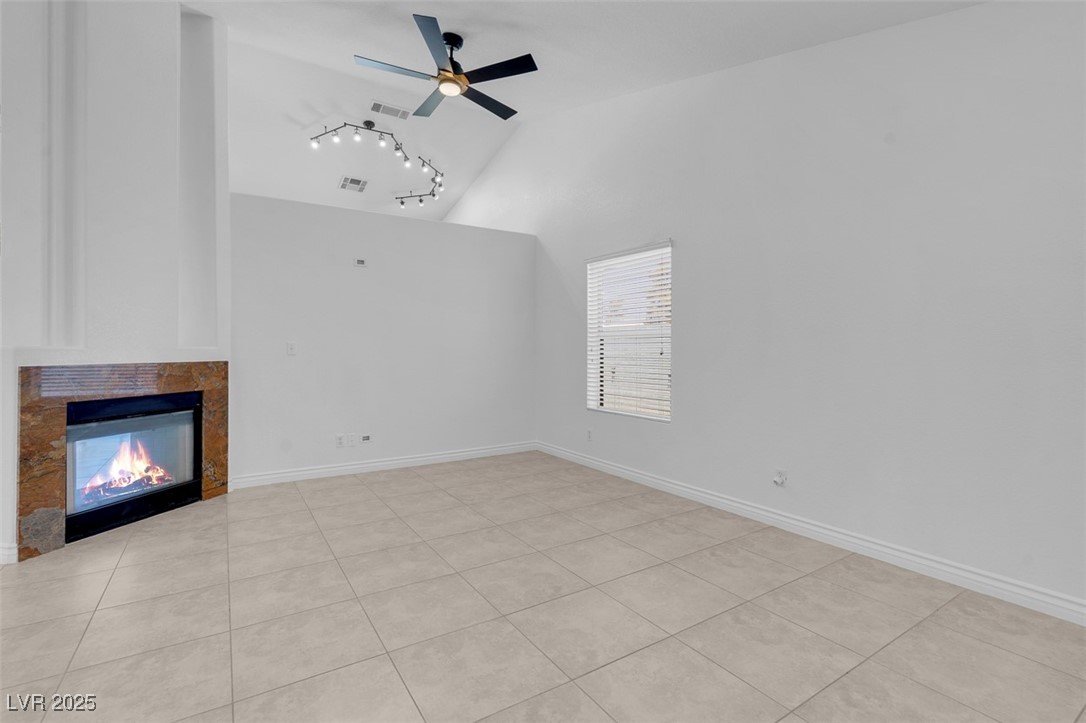 519 Landra Lane