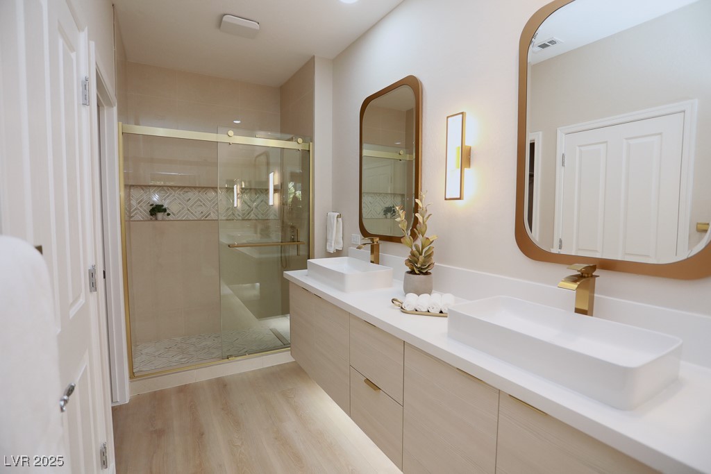 Henderson, Nevada 89044, United States, 2 Bedrooms Bedrooms, ,2 BathroomsBathrooms,Residential,Active,245653