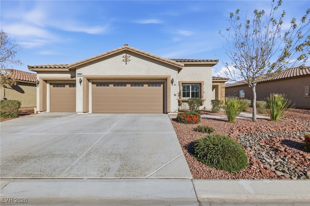 5490 E San Pietro Drive