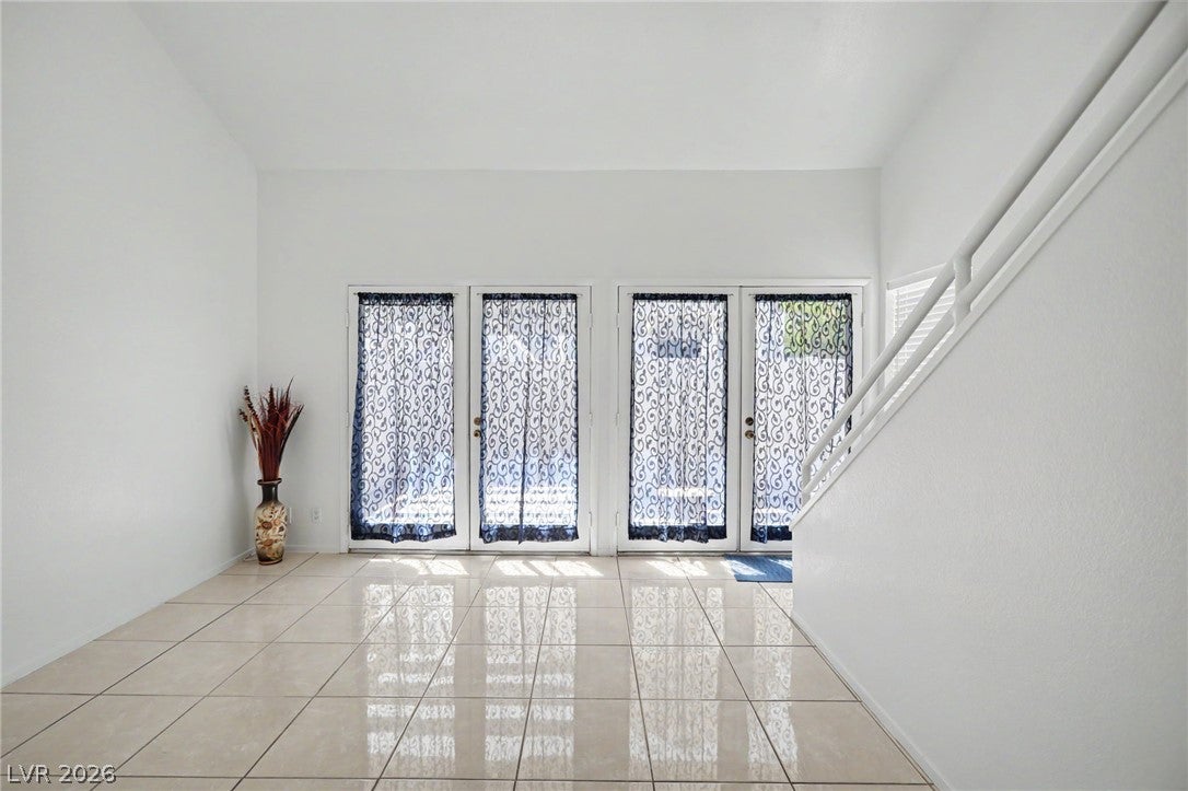 5549 Orchard Lane