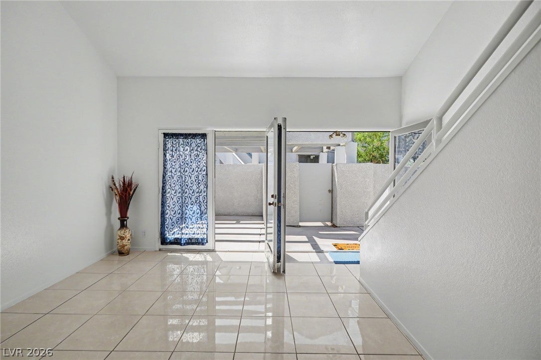 5549 Orchard Lane
