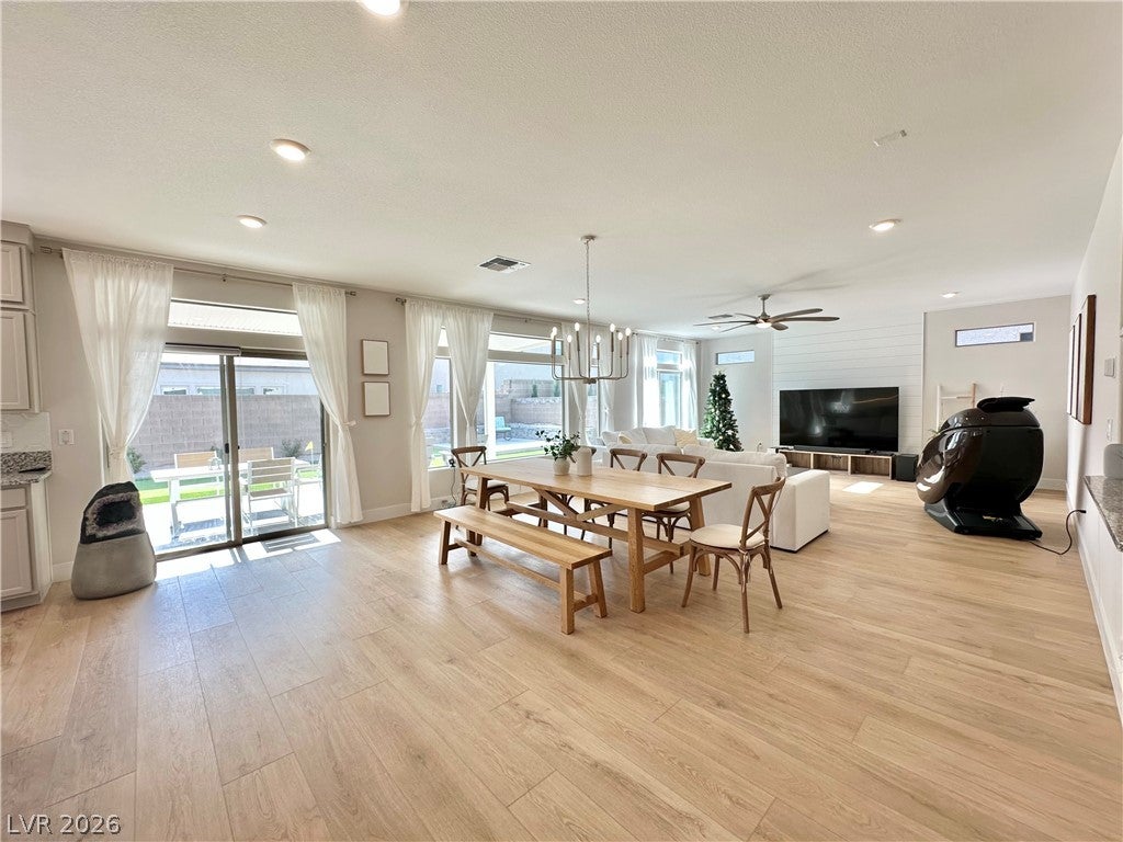 7139 Grace Estate Avenue