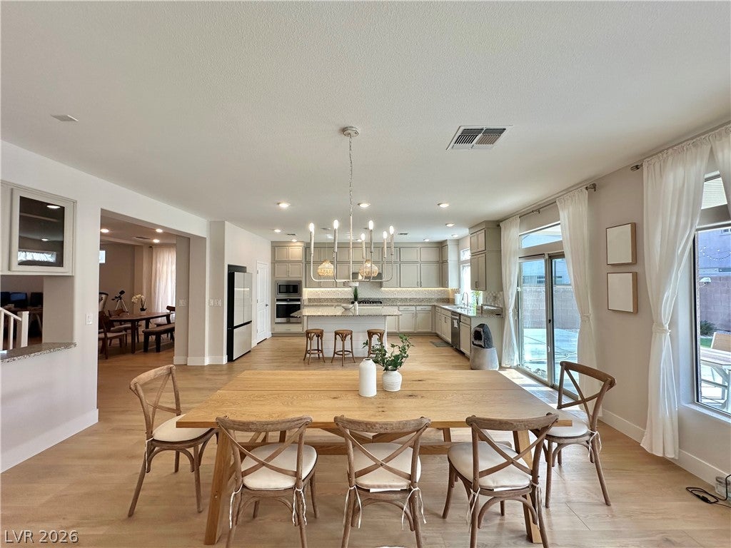 7139 Grace Estate Avenue