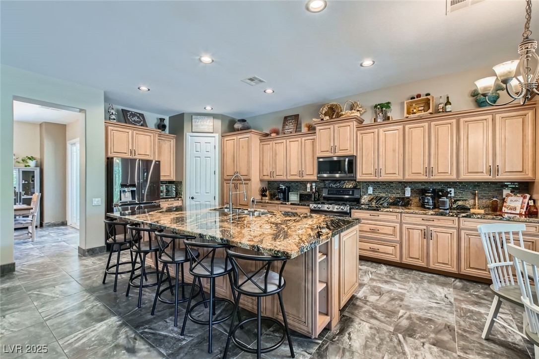 Properties 3 7289 Mount Kearsarge Street
