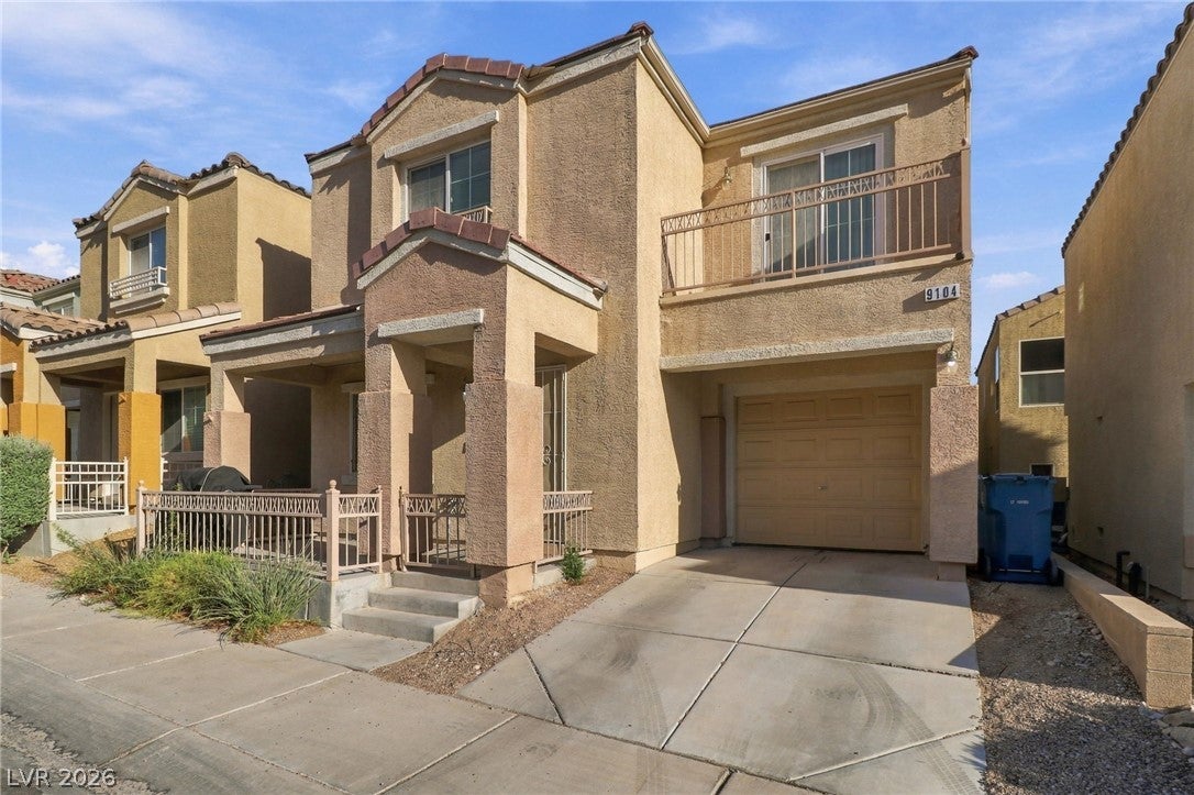 9104 Silk Threads Avenue