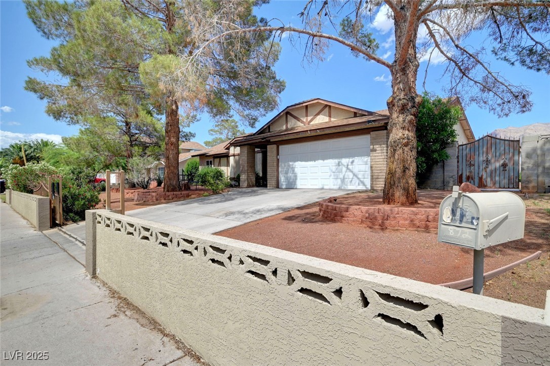872 N Linn Lane, Las Vegas, Nevada image 2