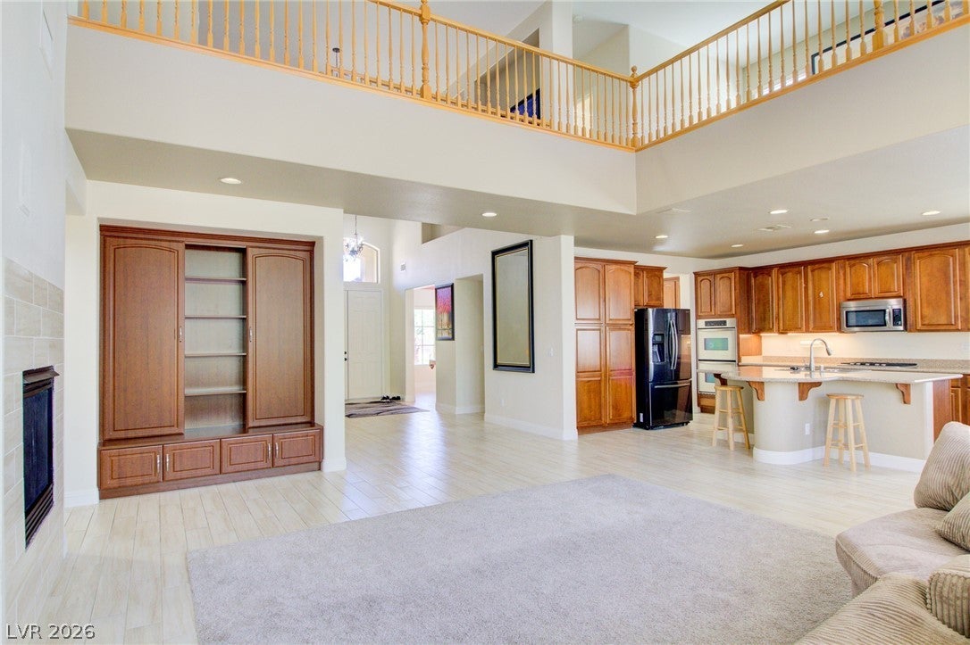 8925 Monte Oro Drive