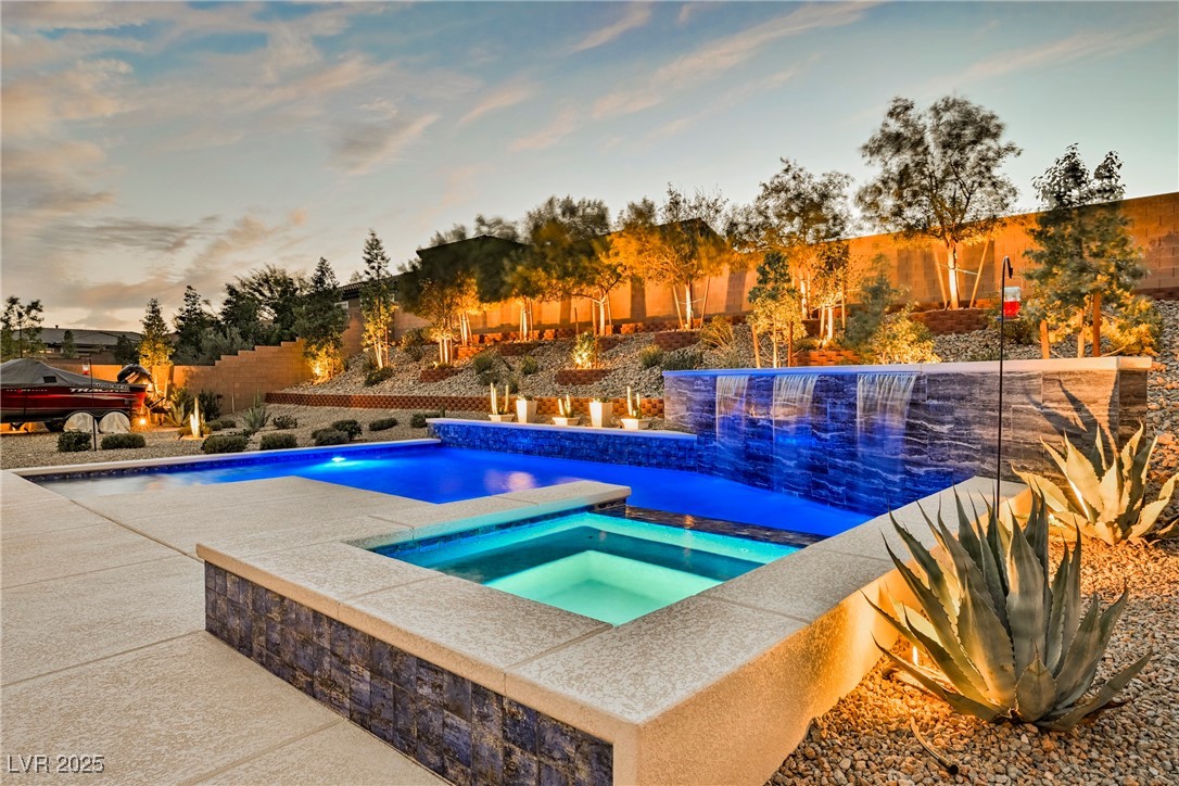 5841 Michelli Crest Way