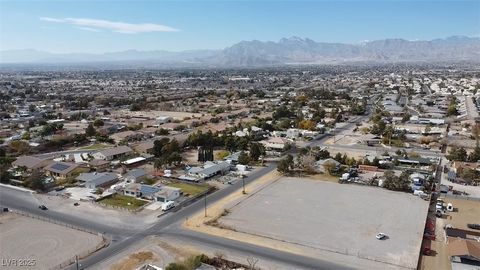 Tiny photo for 6400 W El Campo Grande Avenue, Las Vegas, NV 89130 (MLS # 2706827)