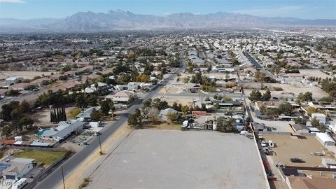 Tiny photo for 6400 W El Campo Grande Avenue, Las Vegas, NV 89130 (MLS # 2706827)