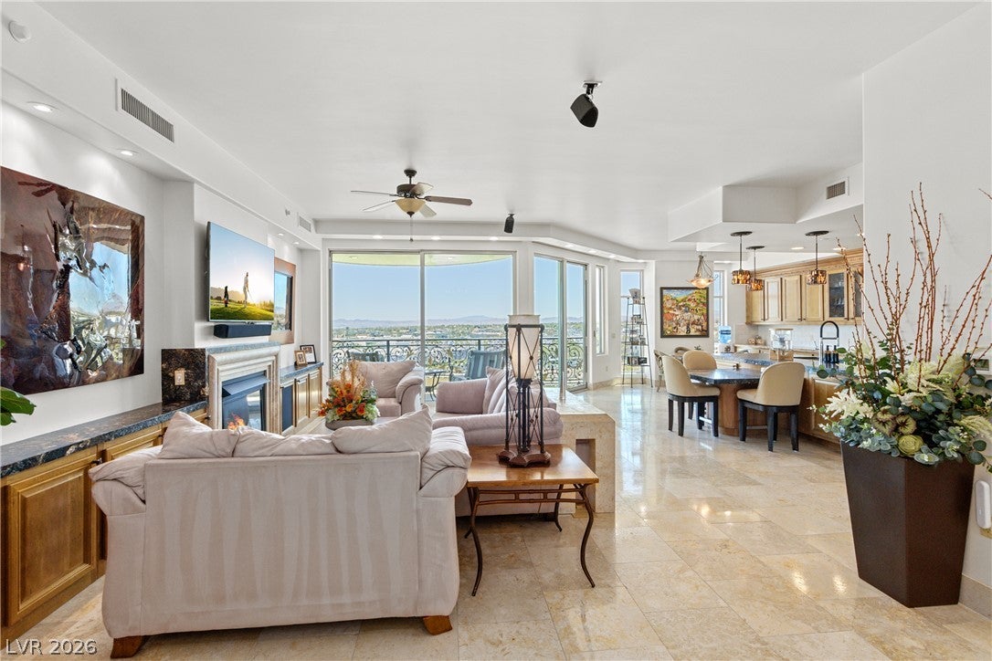 9101 Alta Drive 603
