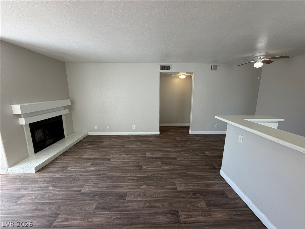 2967 Juniper Hills Boulevard 203