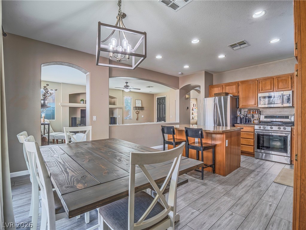 9440 White Ridge Avenue