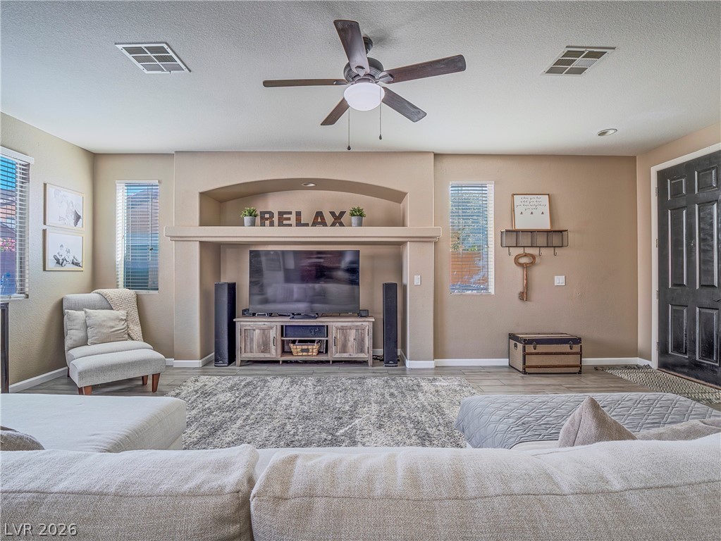 9440 White Ridge Avenue