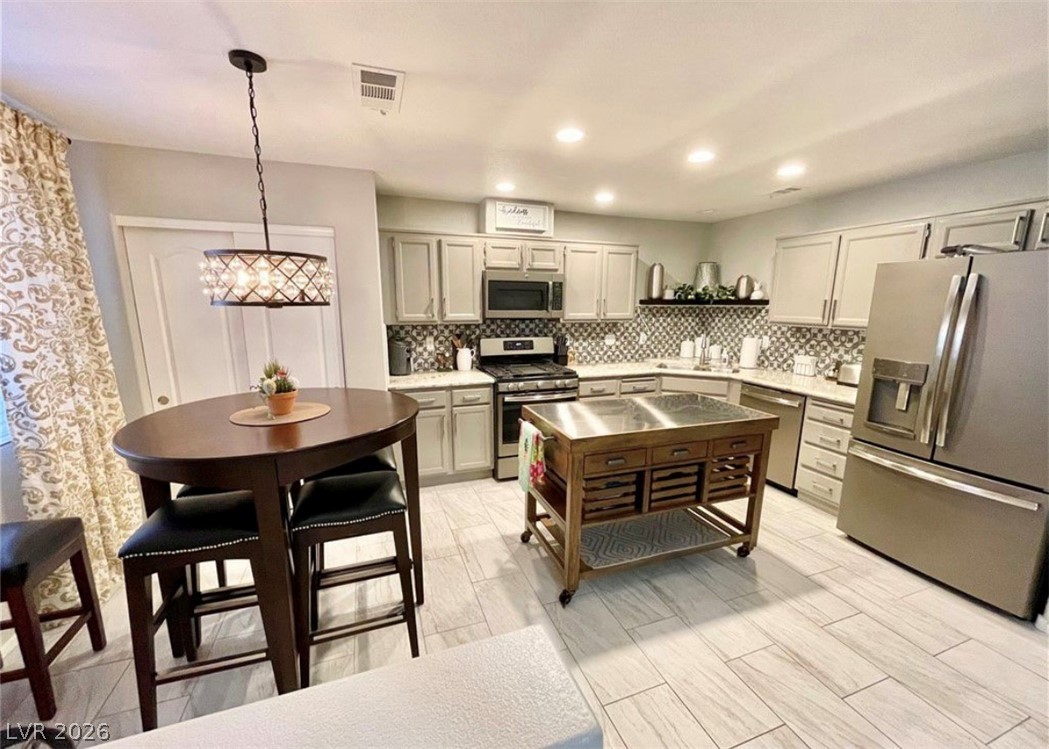 2205 Camel Mesa Drive