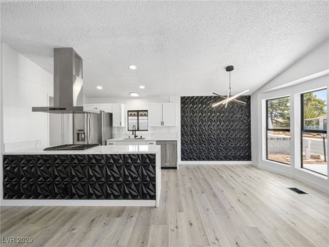 5466 Petaca Road Las Vegas NV 89122