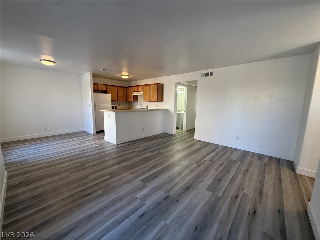2980 Juniper Hills Boulevard 103