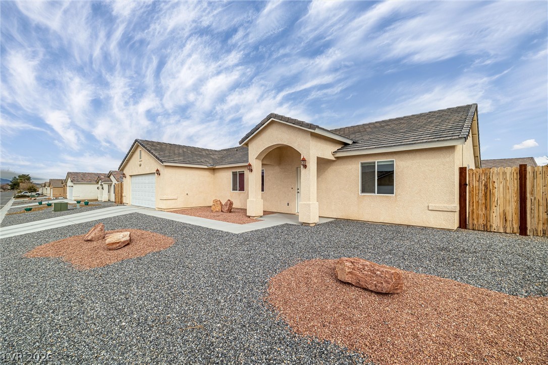 672 Lampshire Lane