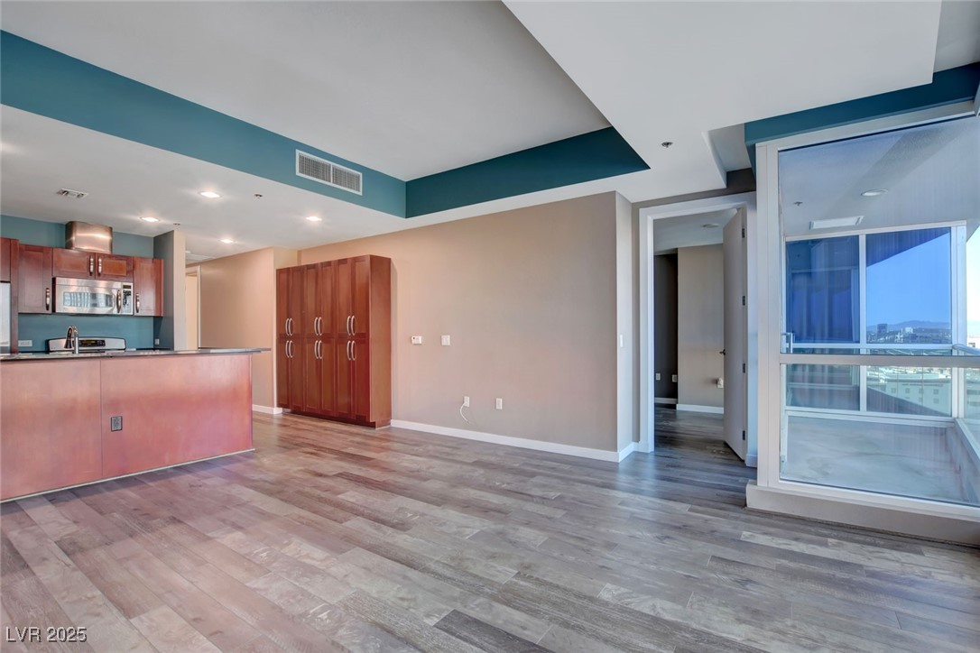 4575 Dean Martin Drive 1005