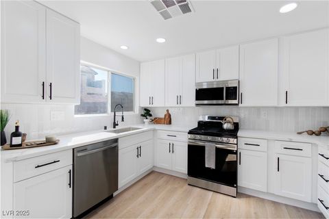 Photo of 69 Desert Palm Drive, Las Vegas, NV 89183 (MLS # 2731551)