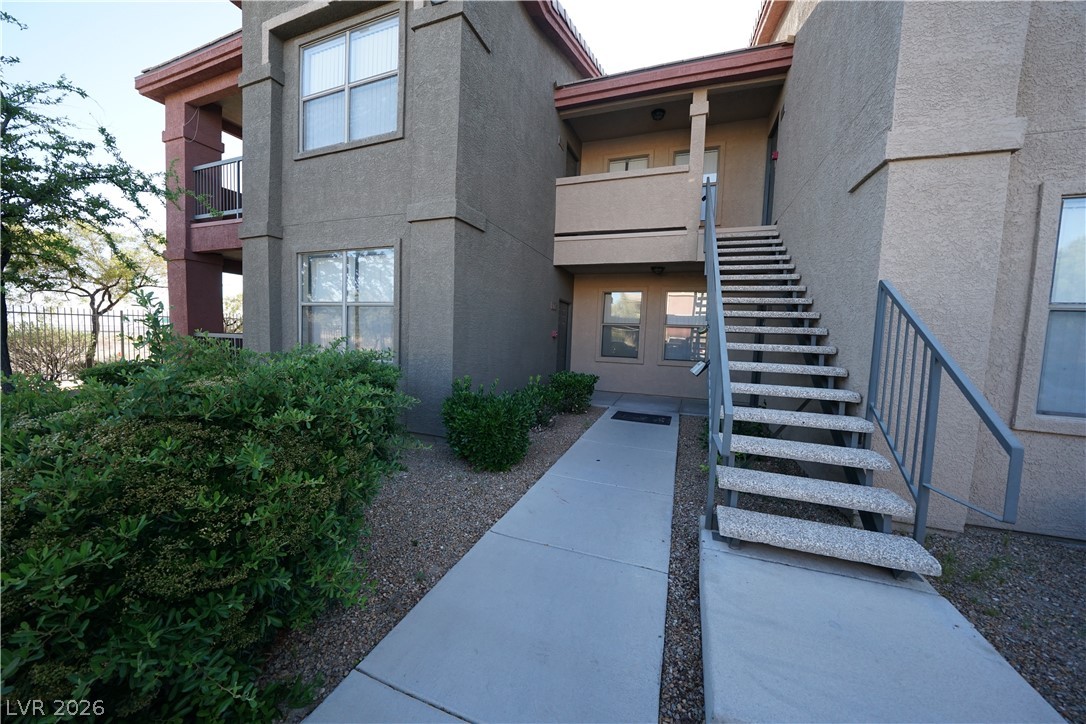 8000 W Badura Avenue 1061