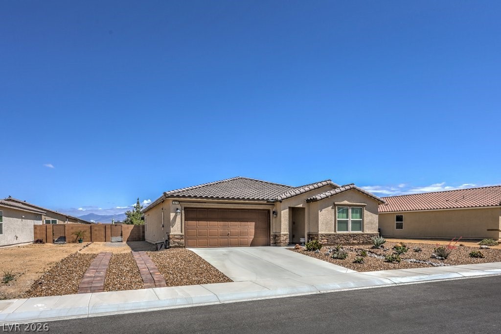 3574 E Garfield Drive