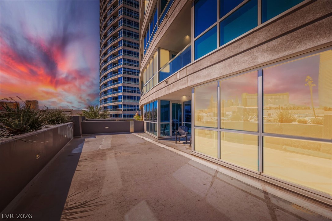 4525 Dean Martin Drive 409