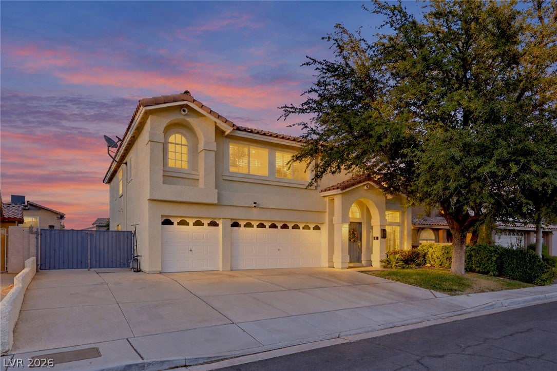 2838 Via Stella Street