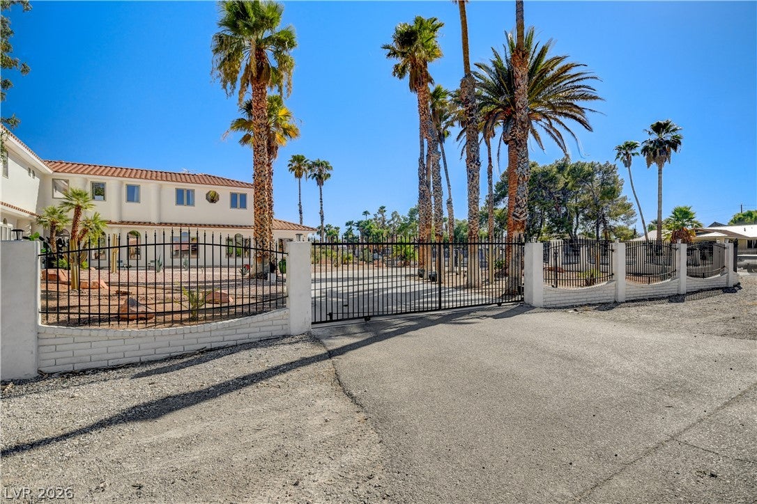 2920 El Camino Road
