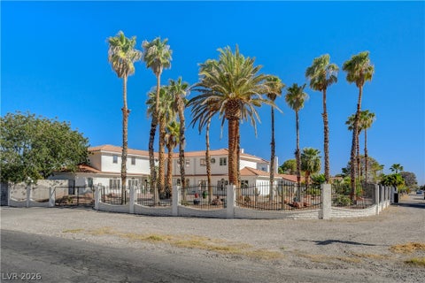 Photo of 2920 El Camino Road, Las Vegas, NV 89146 (MLS # 2816922)