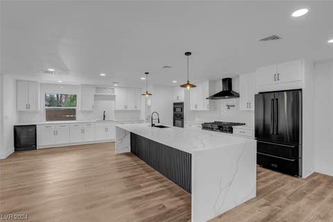 Photo of 2892 Vista Del Sol Avenue, Las Vegas, NV 89120 (MLS # 2556368)