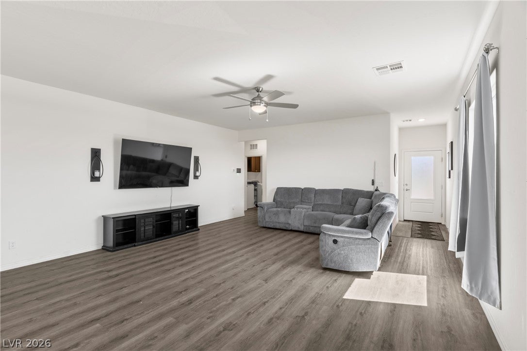 2687 Pavehawk Way